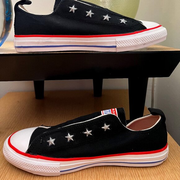 BNWoT CTAS Converse 665169F low STARS (3 Jr.) KICKS - Picture 3 of 8